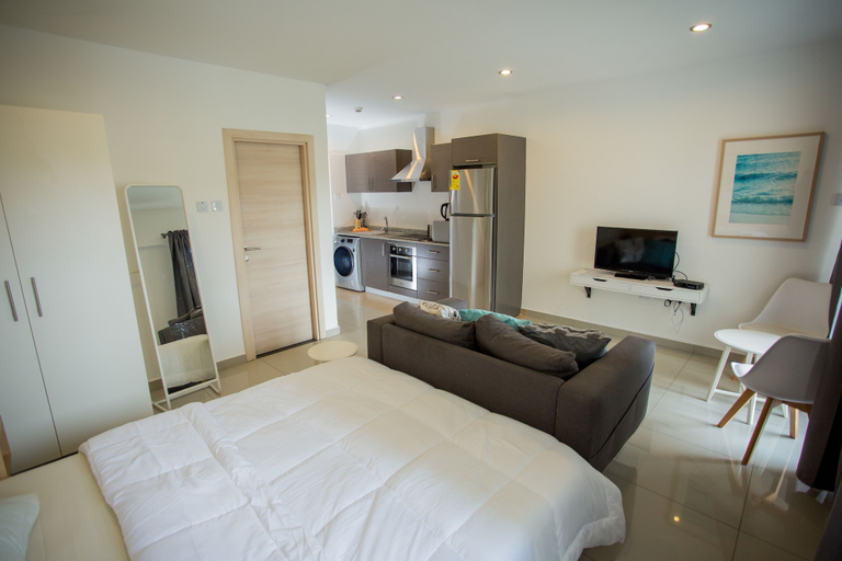 Bedroom 4, Accra Luxury Apartment @ Gallery, Accra