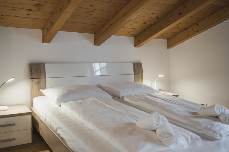 Bedroom 4, Residence Montani, Bolzano