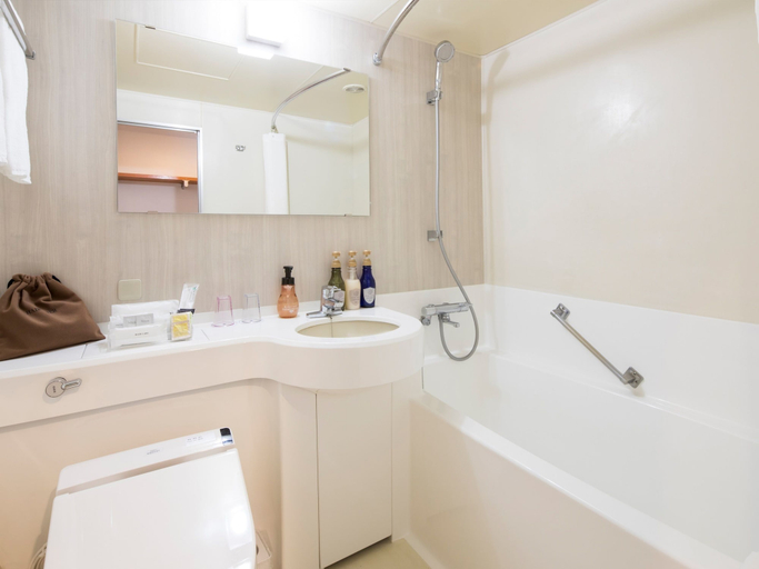 Bathroom 5, Hotel Mystays Premier Narita, Narita