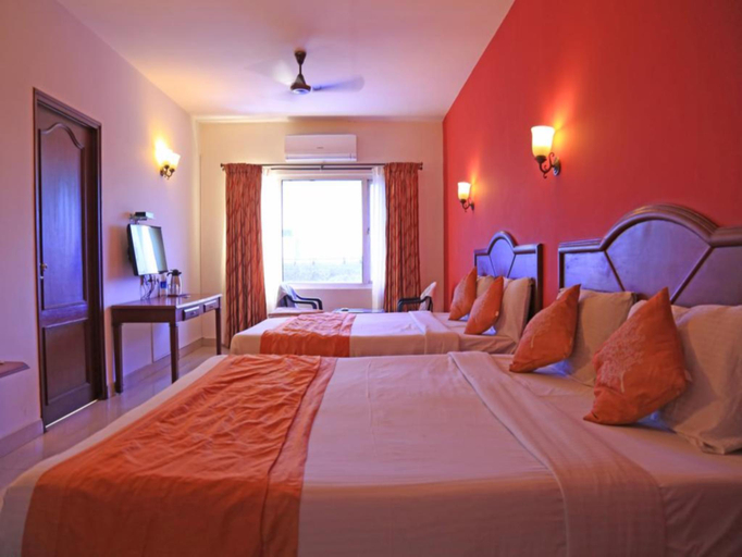 Bedroom 5, Goldmine Hotel - Koyambedu, Chennai