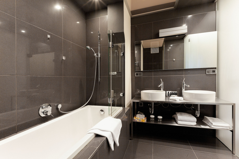 Bathroom 3, Old Town Square Residence by Emblem, Praha 1