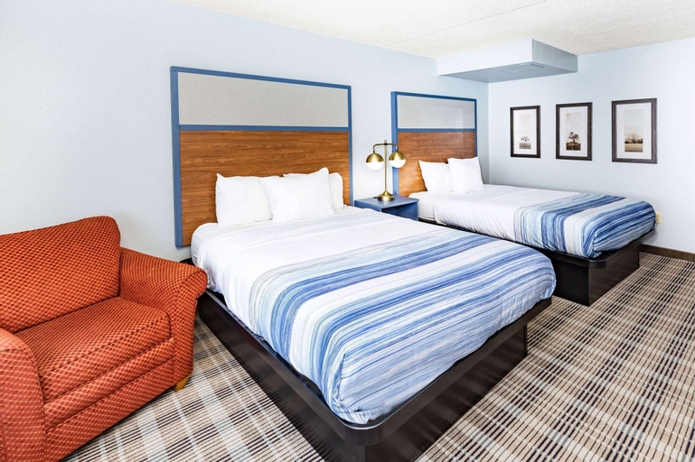 Bedroom 12