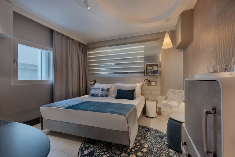 Bedroom 4, Port Tower by Isrotel Design