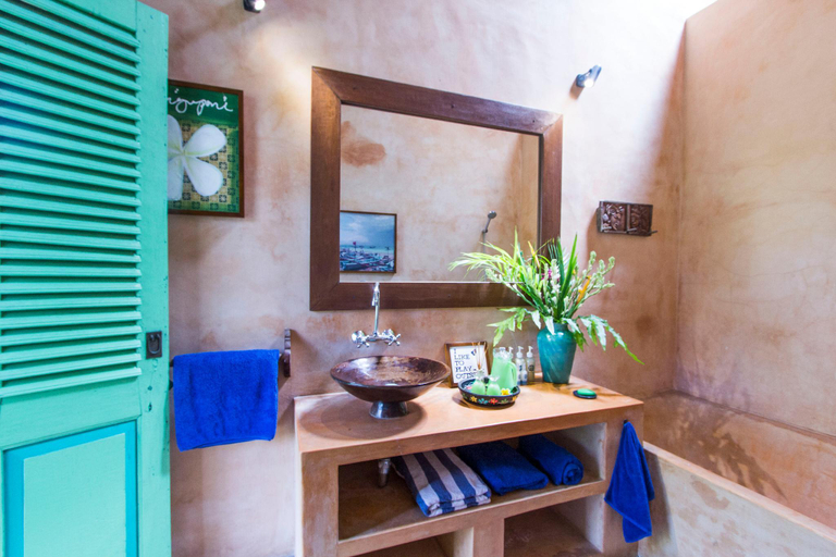 Bathroom 4, Cottage style Villa between Canggu & Seminyak, Badung