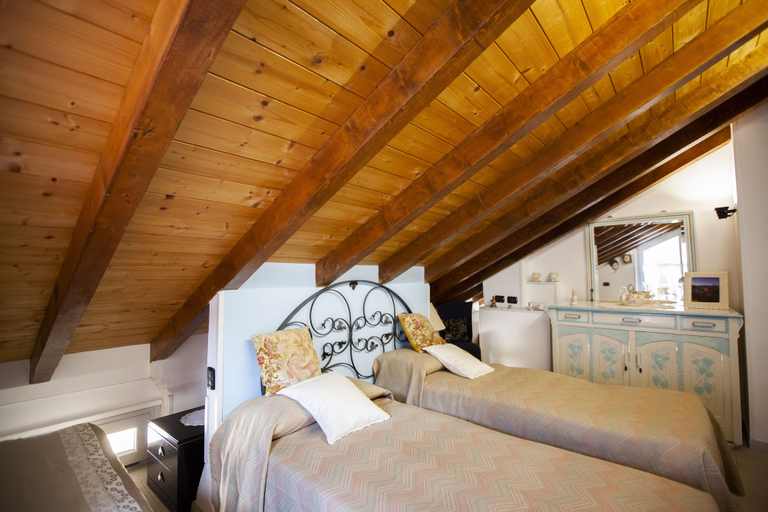 Bedroom 2, Antica Molina, Como