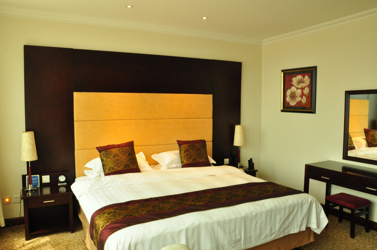 Bedroom 2, Howard Johnson Paragon Hotel Beijing, Beijing