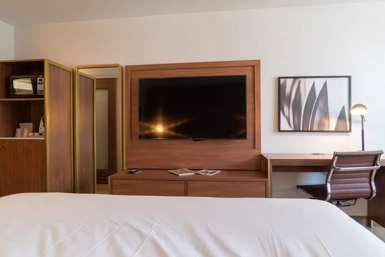 Bedroom 12