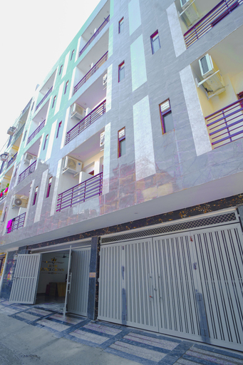 Exterior & Views 2, Roomshala 031 Silver Crown Sector 23, Gautam Buddha Nagar