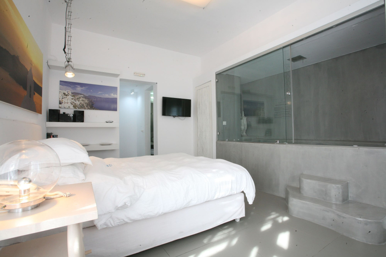 Bedroom 4, Loizos Stylish Residences, South Aegean