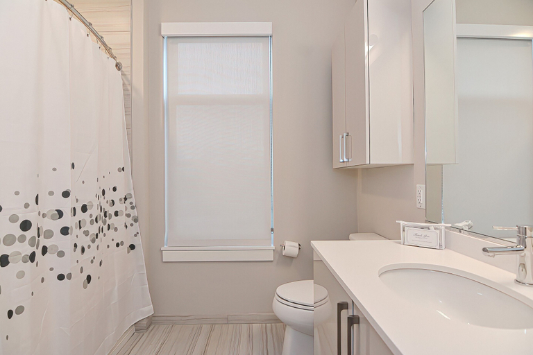 Bathroom 4, Global Luxury Suites East Boston, Boston