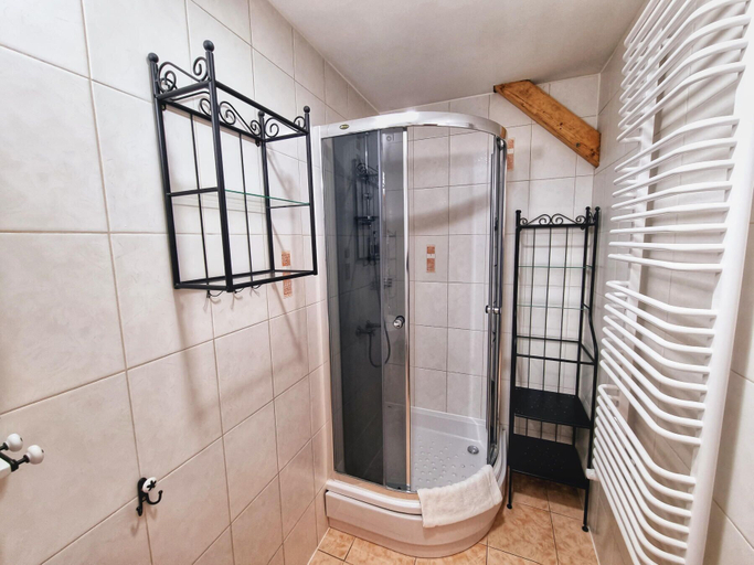 Bathroom 4, Hotel Zamkowy Młyn, Krapkowice