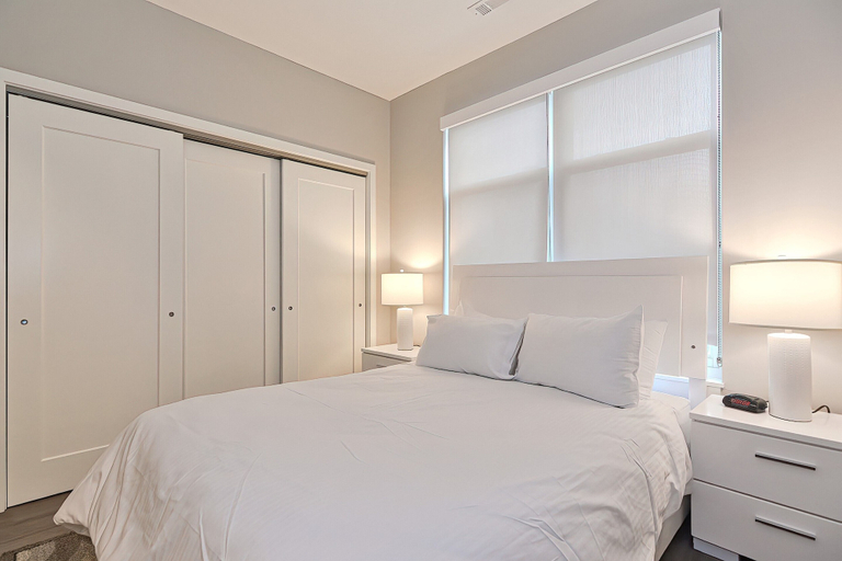 Bedroom 3, Global Luxury Suites East Boston, Boston