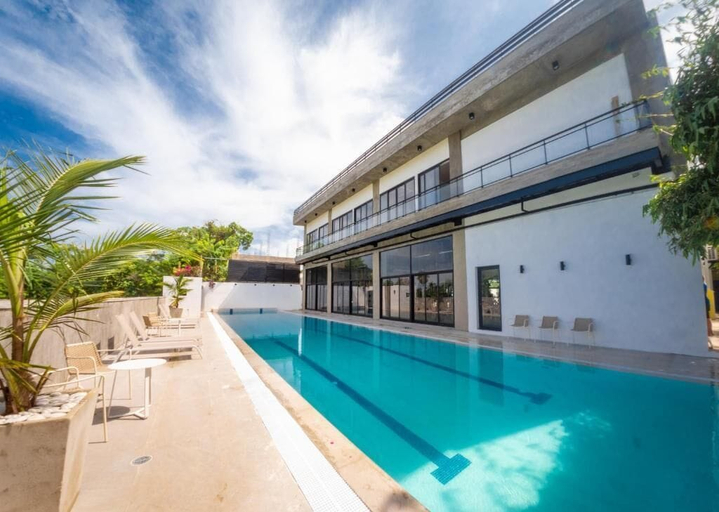 Sport & Beauty, Surf N Roll Performance Center, Sosua