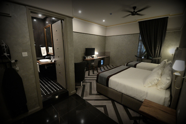 Bedroom 5