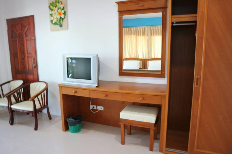 Others 3, Phumin Apartment, Ko Lanta