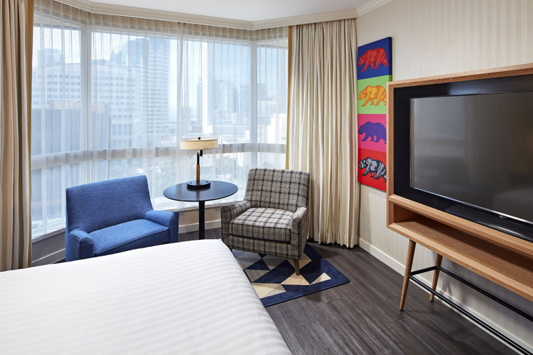 Bedroom 4, The Bristol Hotel San Diego, San Diego