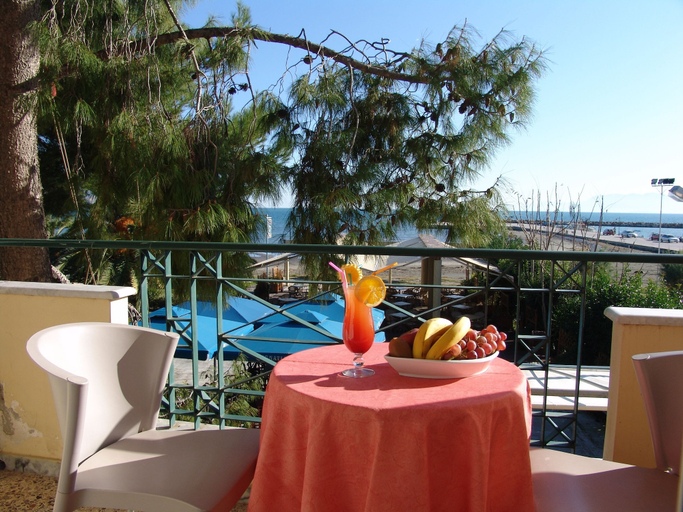 Others 3, Ignatia Hotel, Peloponnese