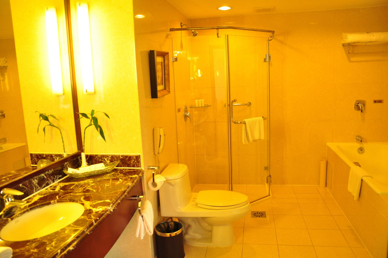 Bathroom 4, Howard Johnson Paragon Hotel Beijing, Beijing