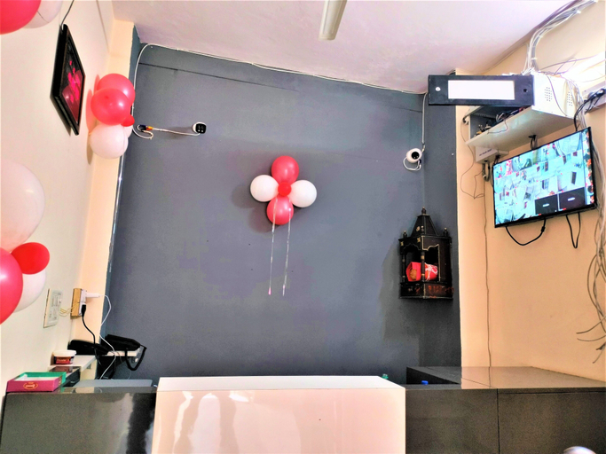 Others 4, Comfort Inn Hotel.Near MayurVihar Metro1, Delhi
