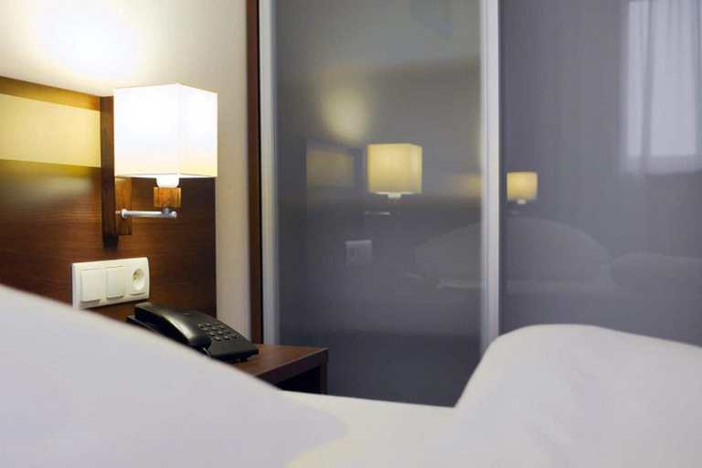 Bedroom 3, Amber Hotel, Gdańsk City