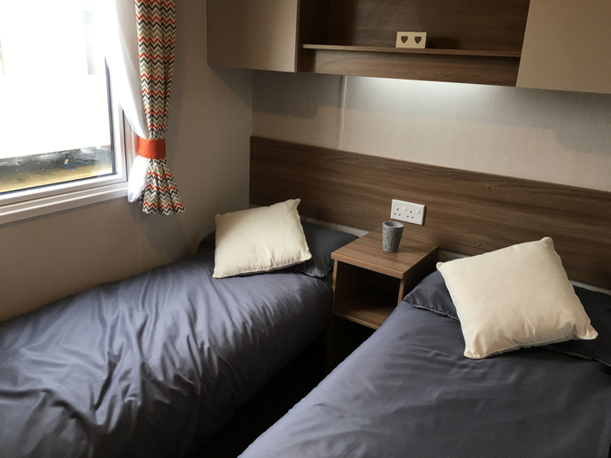 Others 5, 3 Bed Luxury Mobile Home Hoburne Park Christchurch, Dorset