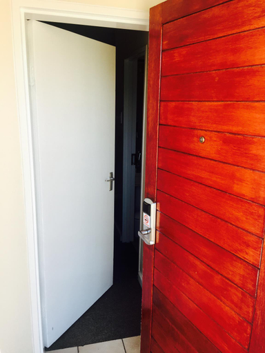 Others 3, Travel Inn Kroonstad, Fezile Dabi