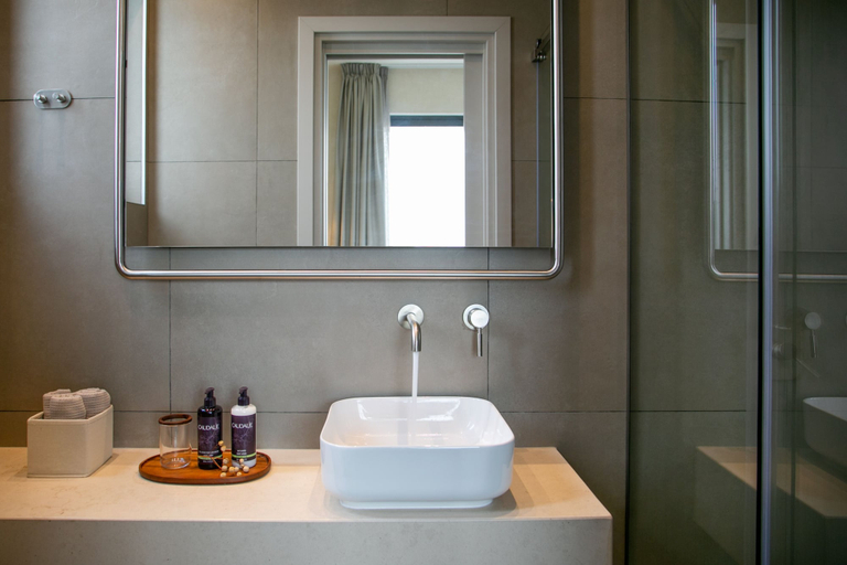 Bathroom 2, Lora Pearl Luxury Villa By Louis Hotels