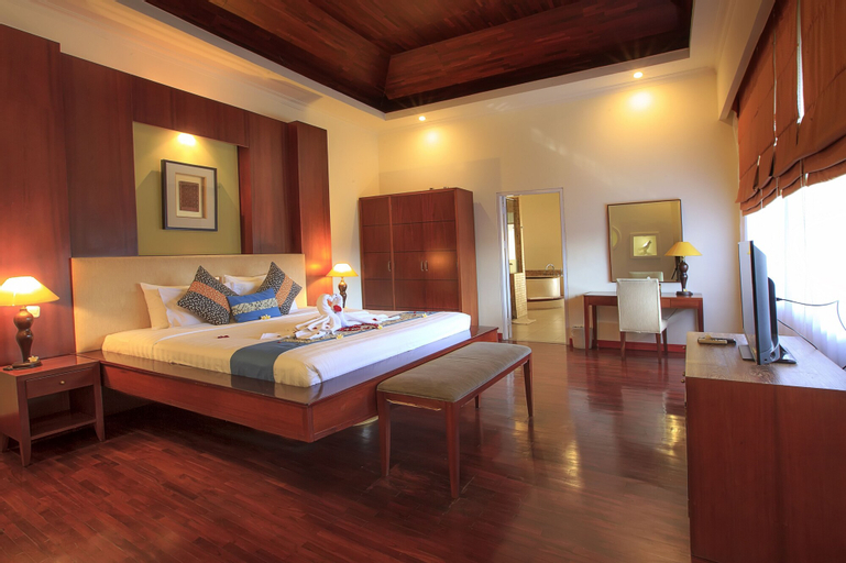Bedroom 13