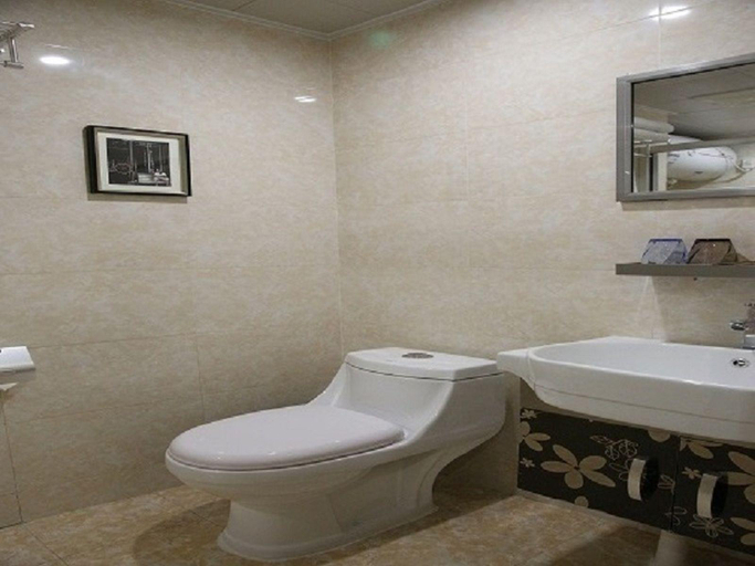 Bathroom 4, Foshan Baolong Hotel, Foshan