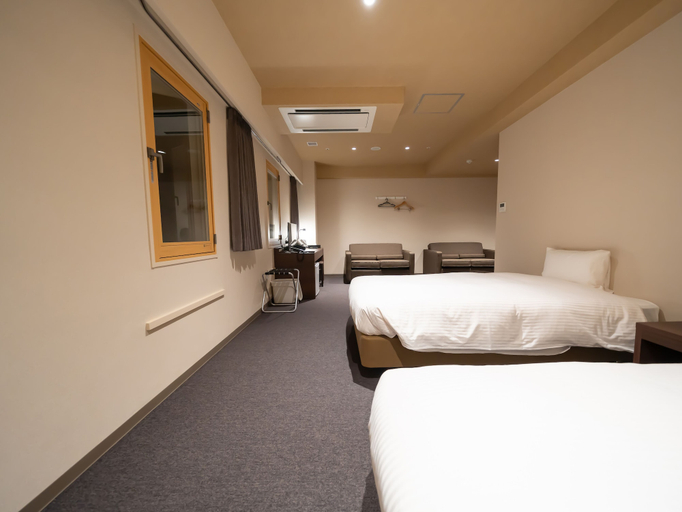 Bedroom 3, Shinsaibashi ARTY Inn, Osaka
