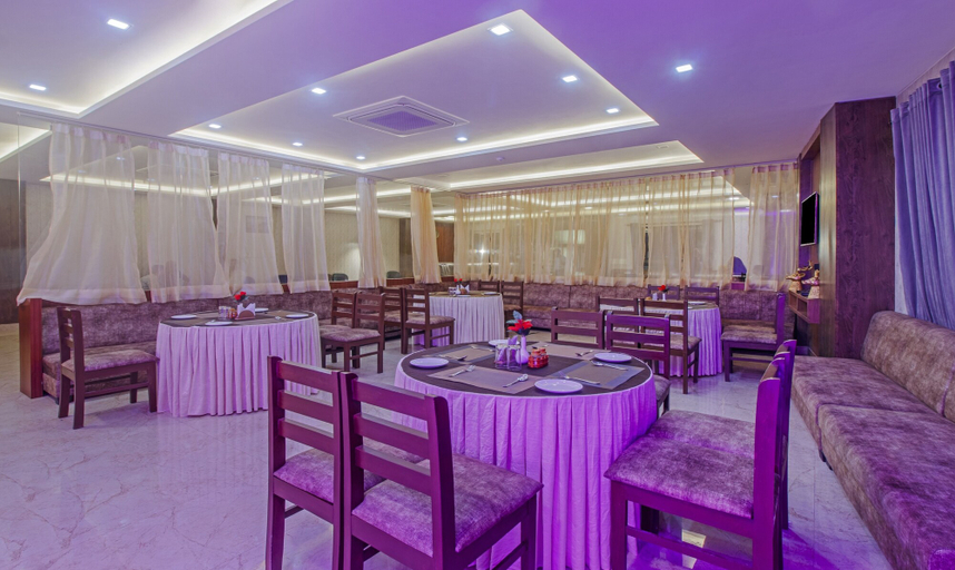 Food & Drinks 5, Treebo The Empire Near Taj Mahal Agra, Agra