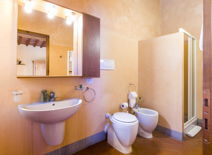 Bathroom 4, Fattoria di Maiano, Florence