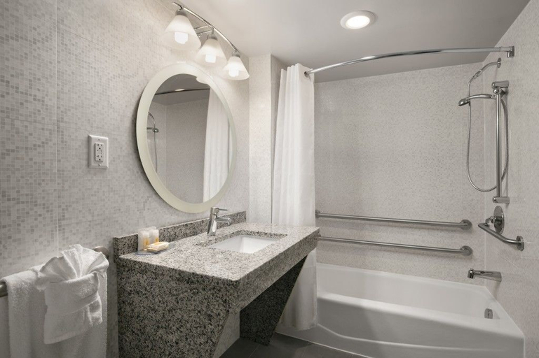 Bathroom 5, Comfort Inn Williamsburg Gateway, York