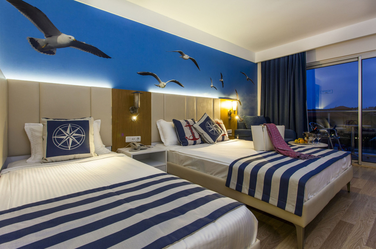 Bedroom 2, Eftalia Marin Resort Hotel, Alanya