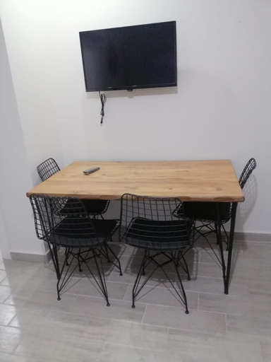 Television, Alper Bey Homes, Antalya