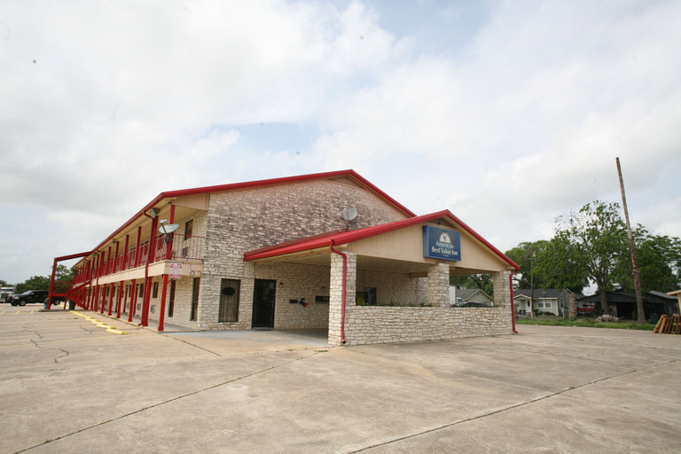 Exterior & Views 2, Americas Best Value Inn Edna, Jackson