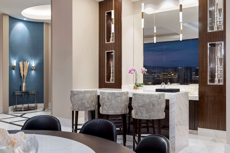 Restaurant 25