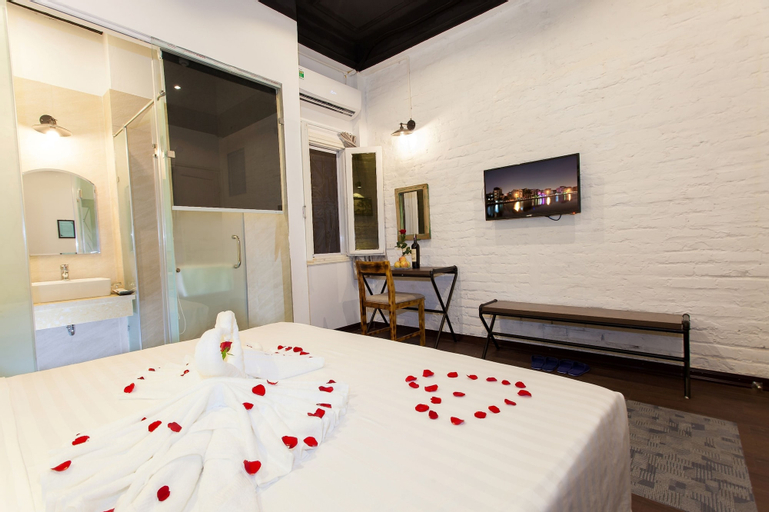 Bedroom 8