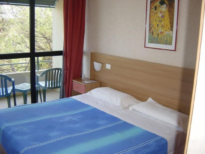 Bedroom 3, Villaggio dei Pini, Sassari