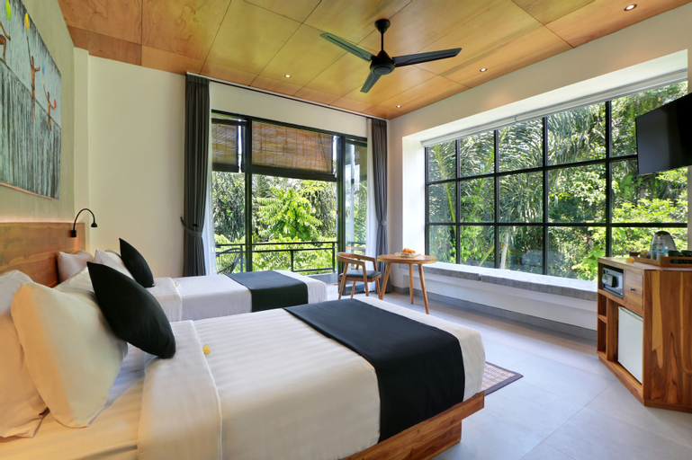 Bedroom 13