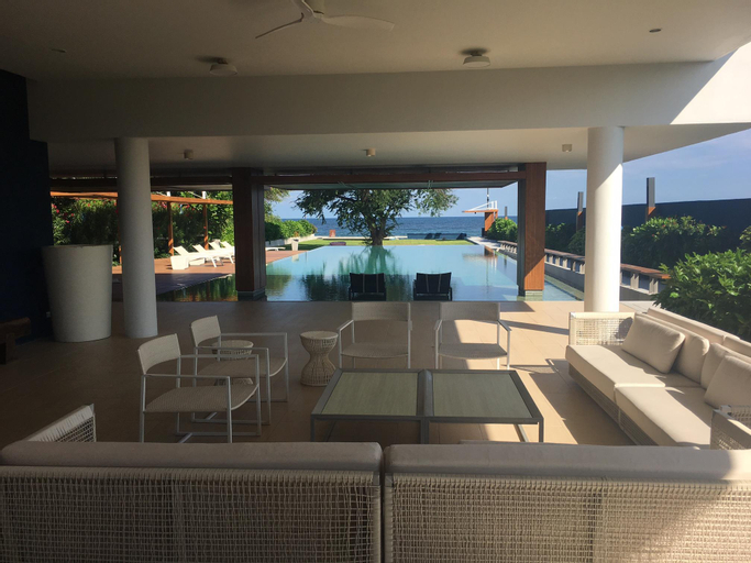 Food & Drinks, Baan Thew Talay Blue Sapphire 353, Cha-Am