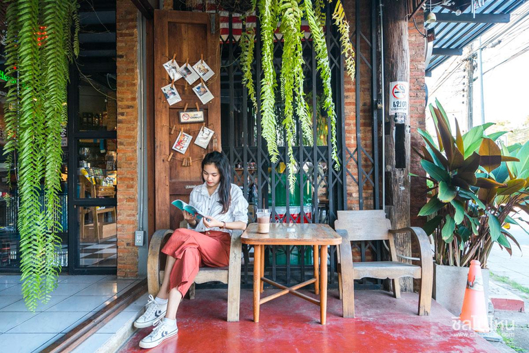 Public Area 2, Huen Chang Puek Hotel, Muang Nan