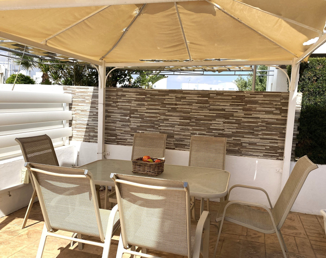 Food & Drinks, Villa Ithaca Protaras