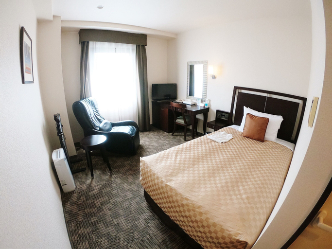 Bedroom 12