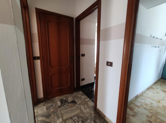 Others 3, San Lazzaro 81 Quadrilocale, Savona