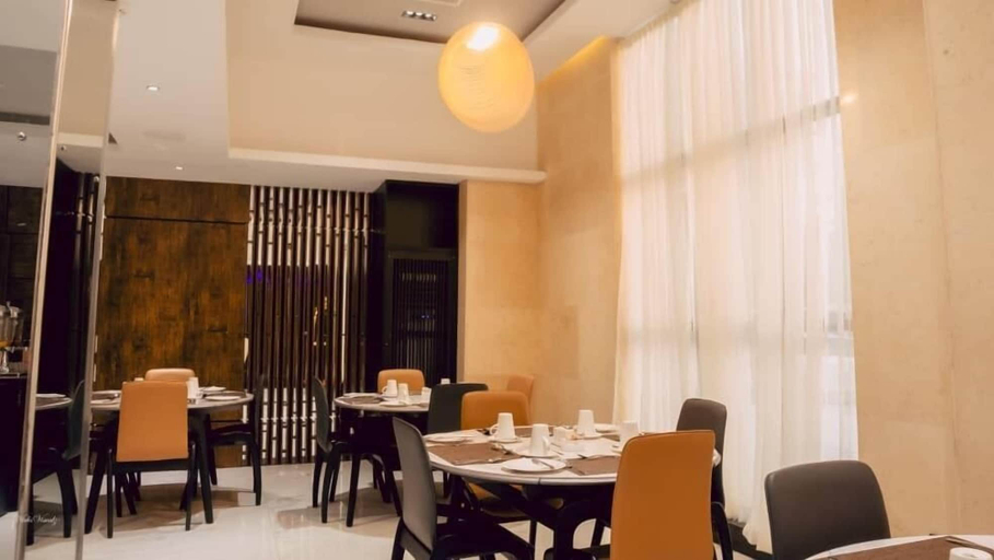 Food & Drinks, Gravity Hotels By Ace, Owerri North