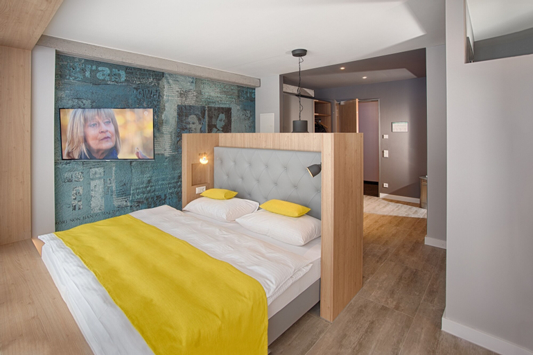 Bedroom 9