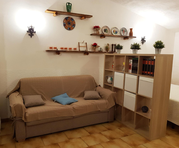 Others 4, Chalet in the woods nestled in the oak forest in Monterosso Etneo, Catania
