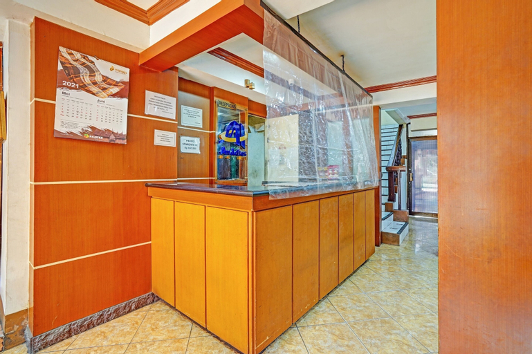 Public Area 2, OYO Life 90380 Andalus Hotel Syariah, Surabaya