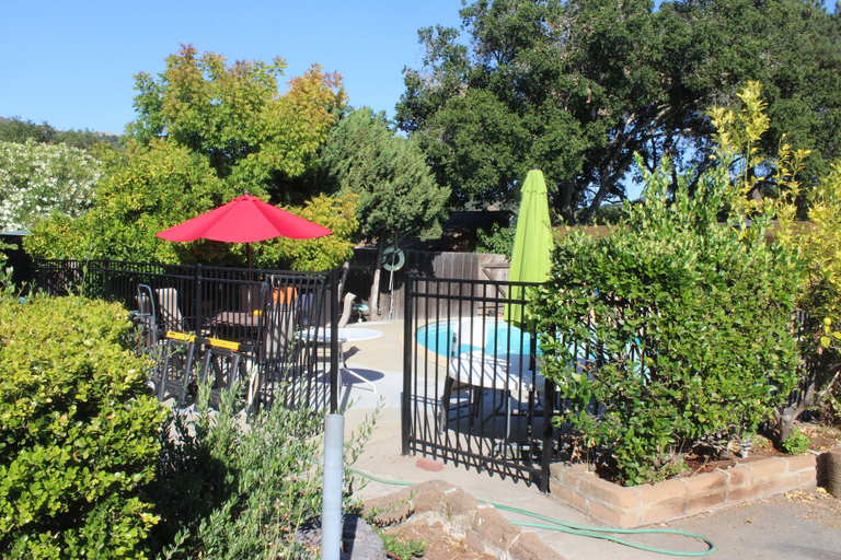 Others 5, Little European Lodge, Monterey